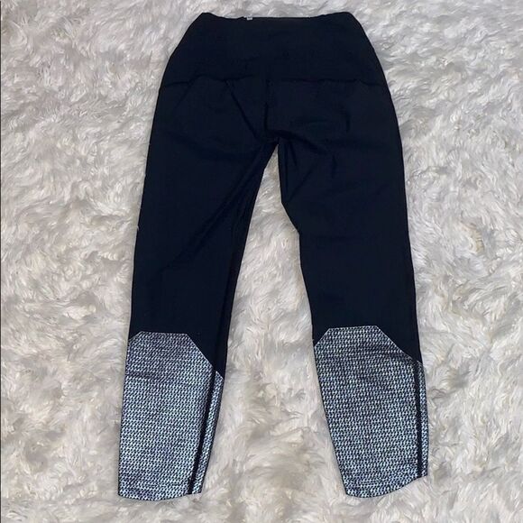 On Tights 7/8 with Reflective and Compression - Picture 4 of 4